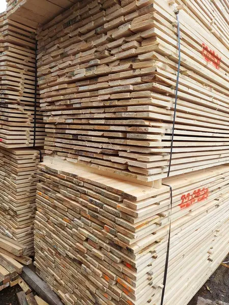 Deski calówki i tarcica | szerokie zastosowanie | Tartak Bradro