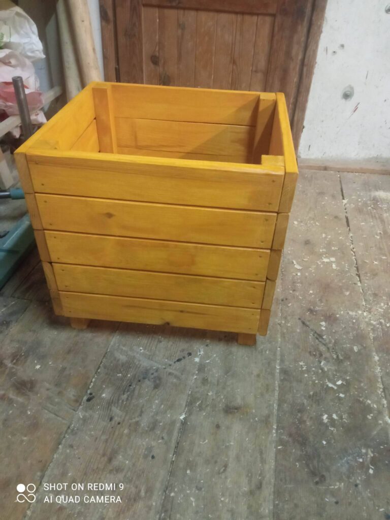 Wyroby ogrodowe z drewna – produkcja i realizacje na zamówienie